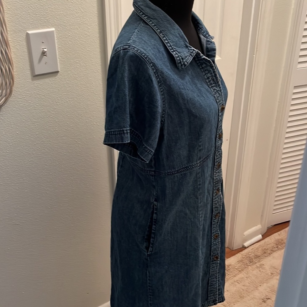 LL Bean petite denim dress - Picture 2 of 5